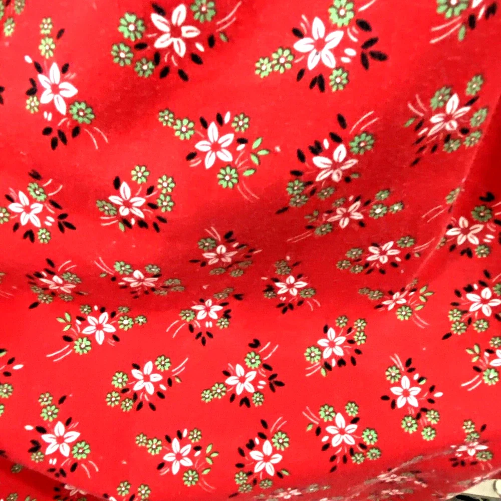 Vintage Handmade Half Apron Printed Cotton Farmhouse Red White Floral Pocket OS